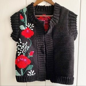 Vintage Hand-knit Sweater Vest Black w/Rose Detail